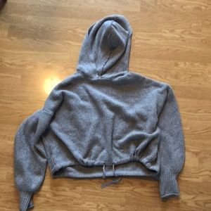 AE crop fit, sz M sweater